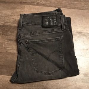 Levis 710 Super Skinny Size 28